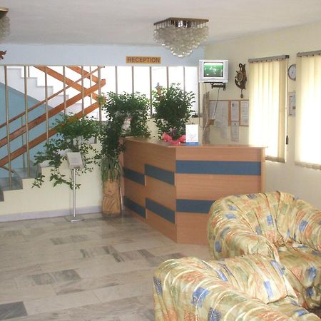 Hotel Strajica 洛泽内茨 外观 照片